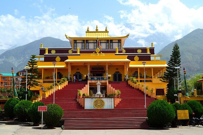 Private 6 hrs Mcleodganj & Dharamshala City Tour - Naddi View Point, the Easy Start That Sets the Mood