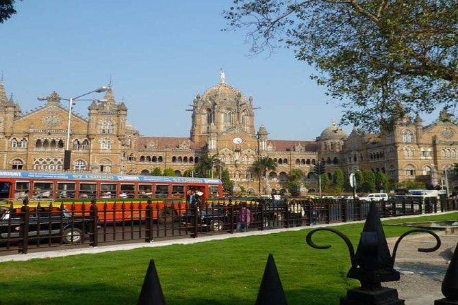 Private 8 Hours Mumbai City Sightseeing and Dharavi Slum Tour - Key things that make this tour worth your time