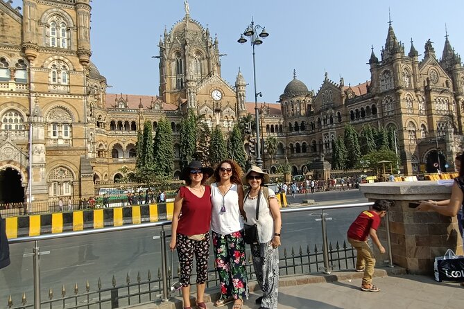 Private 8 Hours Mumbai City Sightseeing and Dharavi Slum Tour - University buildings and Big Ben of India, classic architecture spotting