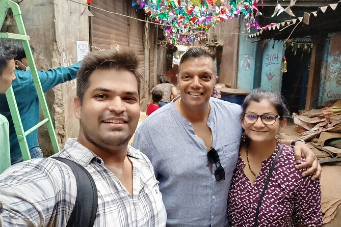 Private 8 Hours Mumbai City Sightseeing and Dharavi Slum Tour - Cricket, courthouses, and UNESCO at Chhatrapati Shivaji Maharaj Terminus