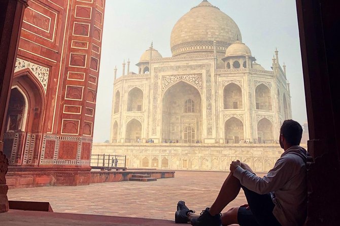 Private Agra Day Trip Taj Mahal Sunrise Tour From Delhi - Agra Fort with a guide: why the Fort works after the Taj