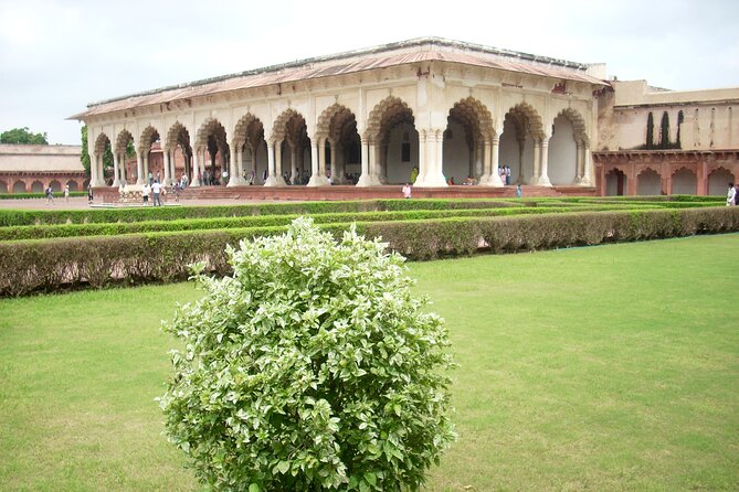 Private Agra Tour - Taj Mahal, Agra Fort & Baby Taj (Daytrip from Delhi) - Entering Agra Fort: Mughal power in red sandstone
