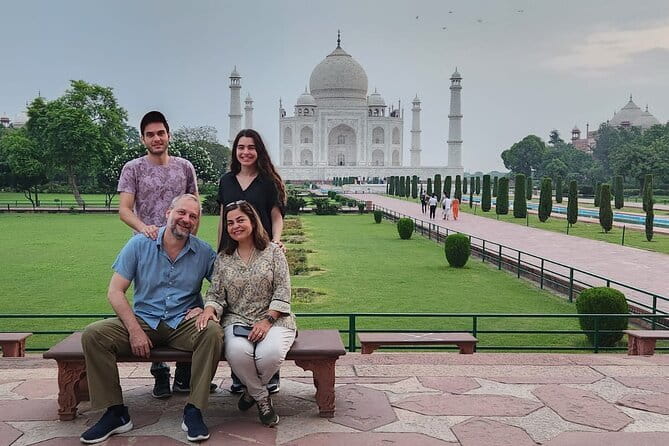 Private Agra Tour to TajMahal from Delhi by Car - Optional bazaar time: a short window for shopping