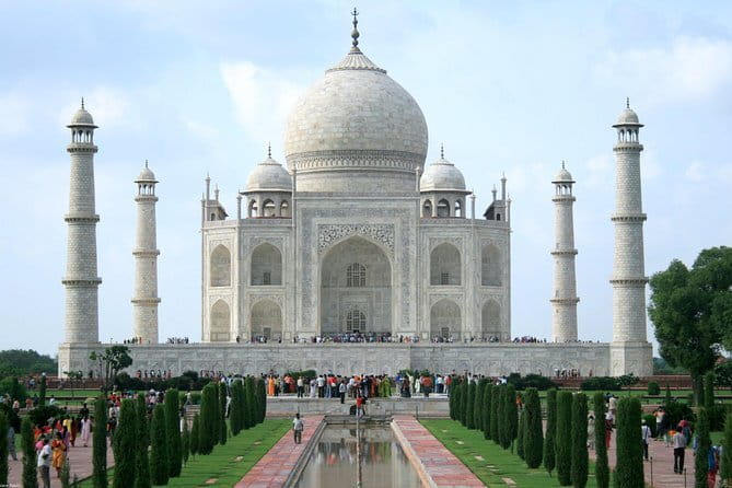 Private Agra Tour to TajMahal from Delhi by Car - Price and value: what $30 buys you in the real world