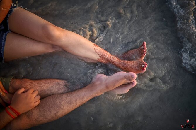 Private Beach Photoshoot in North Goa by Professional Photographer - Meet your photographer: why Suman-style posing guidance changes everything