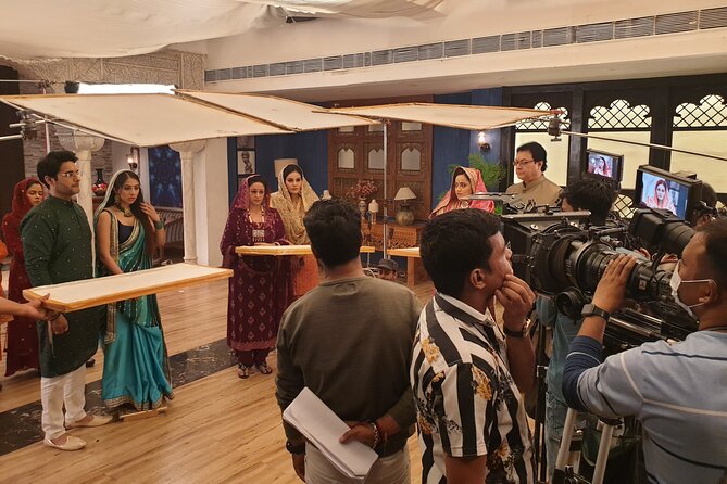 Private Bollywood Tour With Sightseeing Tour Of Mumbai - Sakinaka studio time: where photos and videos are part of the plan