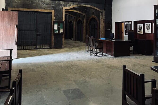 Private Bollywood Tour with Transport - Inside the sound stage: live shoots and how scenes come together