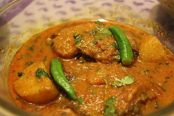 Private Calcutta Tour With Guide and Authentic Bengali lunch - Lunch With Bengali Flavor, and Why It Matters on a 7 to 8 Hour Day