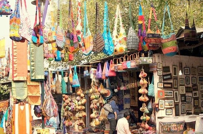 Private Custom Shopping Tour: Delhi's Bustling Markets - Picking your markets: Chandni Chowk, Dilli Haat, Khan Market, and more