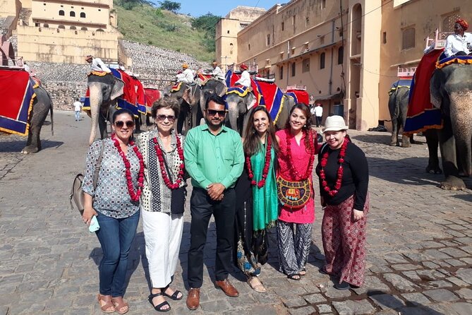 Private day tour of Jaipur with Driver and Guide - Hawa Mahal, Quick Stop That Still Teaches You How Jaipur Looks