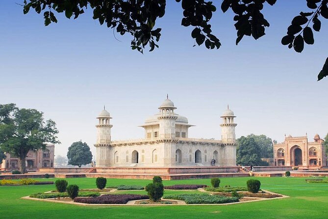 Private Day Tour Taj Mahal Agra Fort Baby Taj From Delhi By Car - Agra Fort: the red sandstone contrast you should not skip