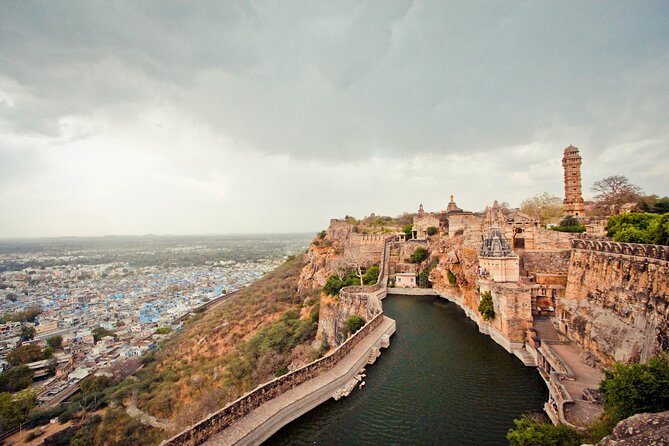 Private Day Trip to Chittorgarh from Udaipur with Guide Option - Chittorgarh in One Day, Without the Headache