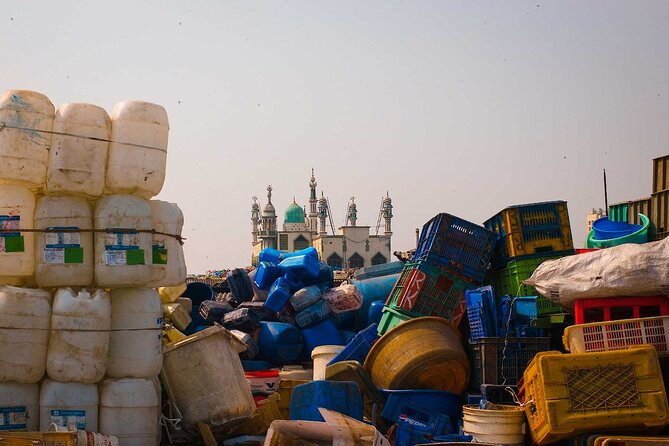 Private Dharavi Slum and Sightseeing Tour - Gateway of India to Chor Bazaar: monuments, then mischief