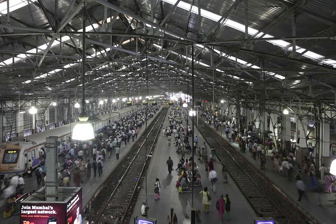 Private Dharavi Slum, Dabbawala & Dhobi Ghat tour with Transport - Price and Value for a Private Mumbai Route