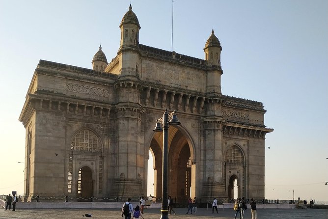 Private Dharavi Slum Tour with Mumbai Sightseeing - A smart way to see Mumbai, from postcard icons to real neighborhoods