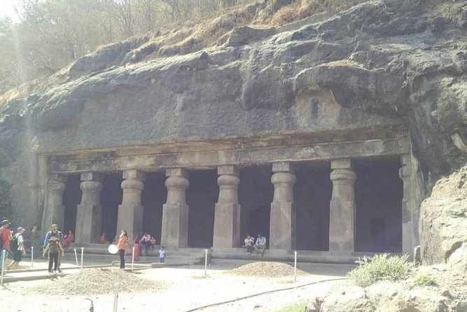 Private Elephanta Caves & Mumbai Sightseeing Tour with AC Car - The 8 to 9 hour timeline, and why traffic can stretch it