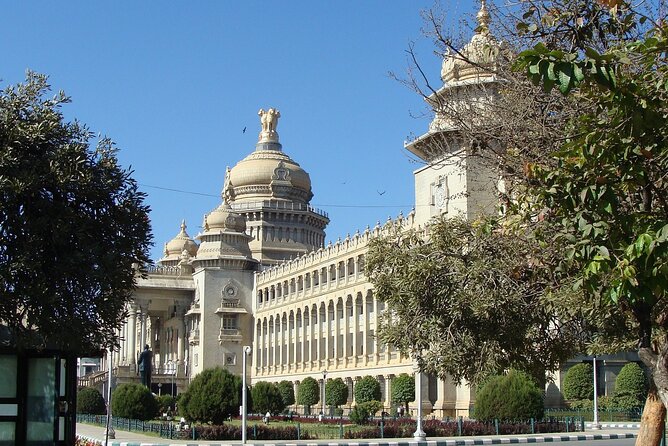 Private Full Day Bangalore City Tour - Tipu Sultan Fort and the Teakwood Two-Story Palace