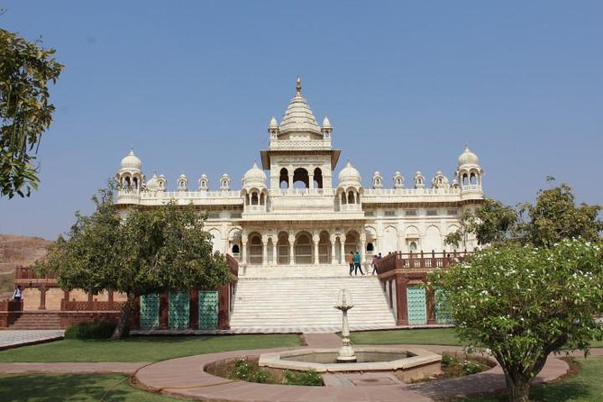 Private Full Day City Tour of Jodhpur - Transfers, Lunch, and Staying Comfortable Between Stops