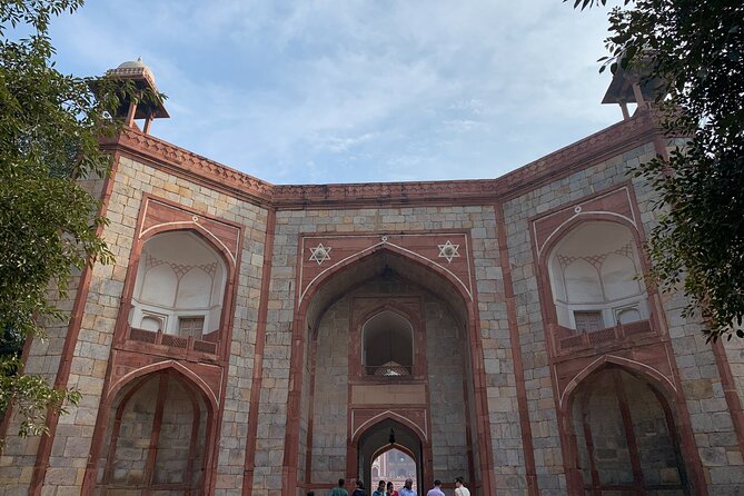 Private Full Day Delhi Tour -Old and New Delhi Highlights - Red Fort From the Road: Worth It for the Photo Angle