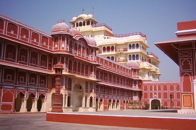 Private: Full Day Guided Jaipur City Tour - AC vehicle, pickup, and the comfort factor that adds up