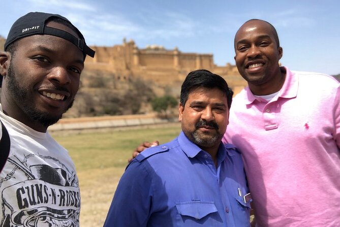 Private Full Day Guided Tour of Jaipur, India's Pink City - Stop 5: City Palace, where Mughal and Rajput design meet