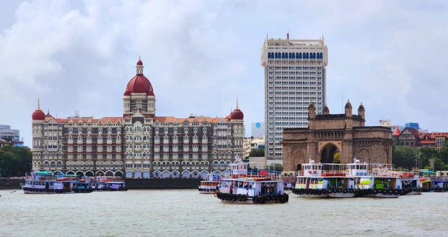 Private Full-Day Mumbai Sightseeing & Dharavi Slum Tour - Marine Drive to Malabar Hill: scenic breaks that actually help