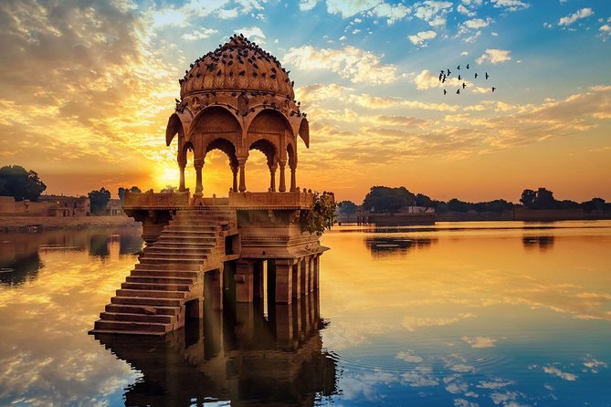 Private Full-Day Tour of Golden City Jaisalmer with Guide - Jaisalmer Fort, a living fort city in narrow lanes and temples