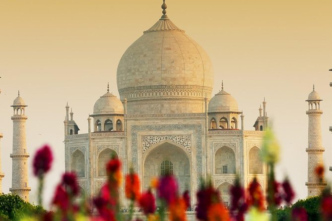 Private Golden Triangle Tour With Jodhpur From Delhi - Day 1 in New Delhi: Old Delhi lanes, Mughal monuments, and India Gate