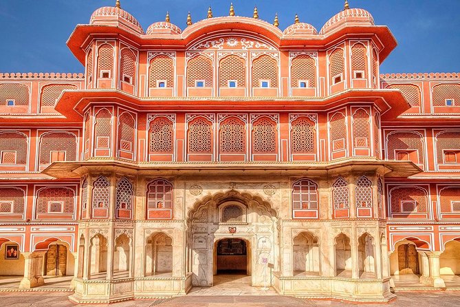 Private Guided Cultural Day Tour of Jaipur - 9:00 am pickup, A/C comfort, and onboard WiFi that actually helps