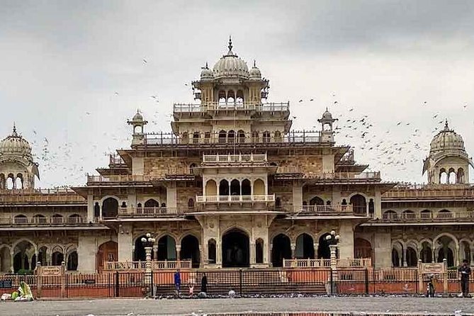 Private Guided Cultural Day Tour of Jaipur - Price and value: what $33 covers, and what costs extra