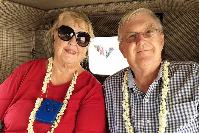 Private Guided Kochi Tuk tuk Tours with Pickup from Cruise Ships - Dutch Cemetery, Fort Kochi beach, and Jain Temple stops