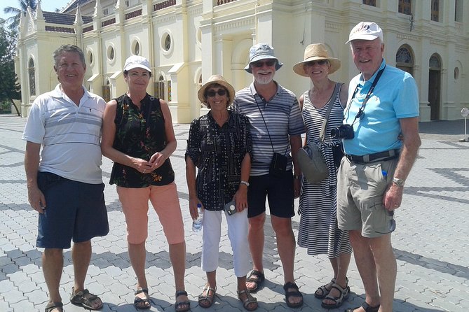 Private Guided Kochi Tuk tuk Tours with Pickup from Cruise Ships - Jew Town and Paradesi Synagogue in 1568