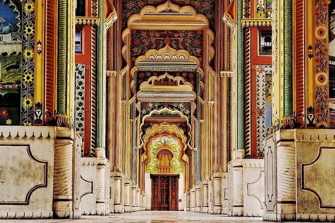 Private Guided Same Day Jaipur Tour From Delhi By Car - Road time from Delhi to Jaipur: how to plan the day’s pace