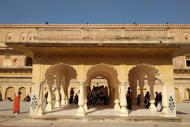 Private Guided Sightseeing Tour of Jaipur Highlights - Stop-by-Stop: Hawa Mahal, Jantar Mantar, City Palace