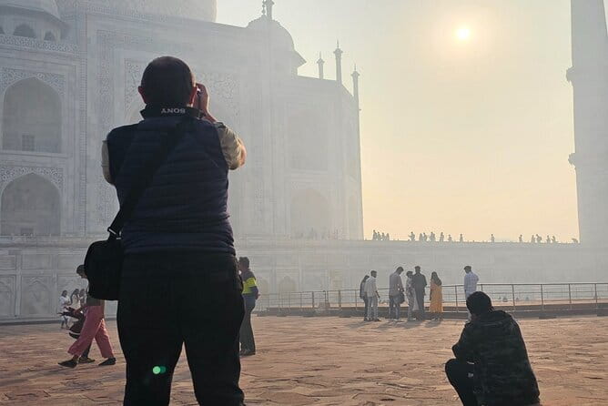 Private Guided Taj Mahal Same-Day/ Sunrise Tour from Delhi by Car - A long-day plan that actually makes sense