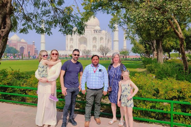 Private Guided Taj Mahal Tour with Skip The Line Entry Ticket - How a private guide changes the whole Taj visit