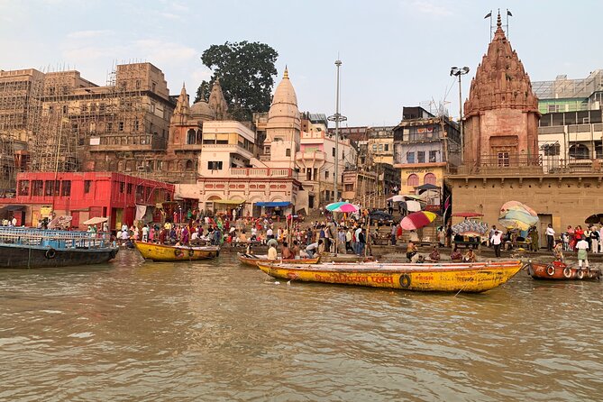 Private Guided Tour of Varanasi with Licensed Local Guide - Vishwanath Dham and the temple atmosphere