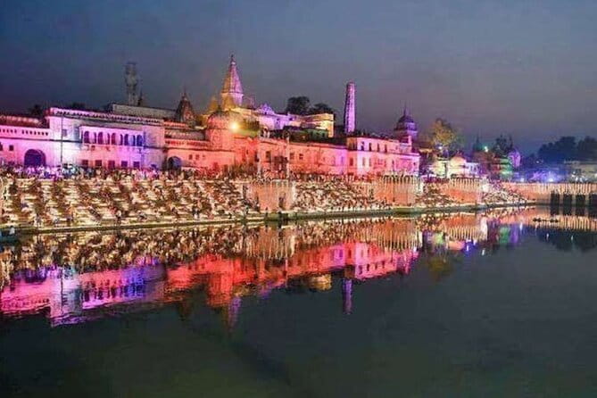 Private Guided Walking Tour in Varanasi - Assi Ghat: pilgrimage center by day, chill zone at night