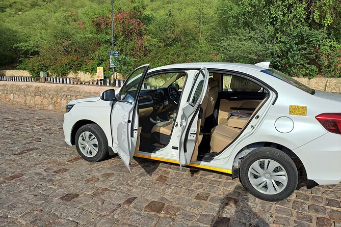 Private Jaipur Arrival Transfer - Airport to Hotel/Accommodation - The 30-Minute AC Ride Into Jaipur (And What You’re Actually Paying For)