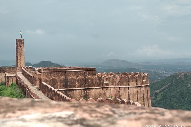 Private Jaipur Full 2 Days Tour With Pink City Guide - Price and what can cost extra (entrance tickets and lunch)