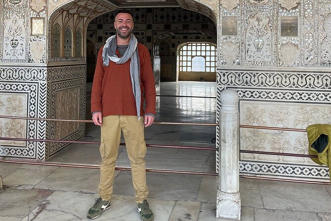 Private Jaipur Half-Day: Amber Fort, Stepwell, Jal Mahal & Gaitor - Jal Mahal at Man Sagar Lake: a palace that looks like it floats