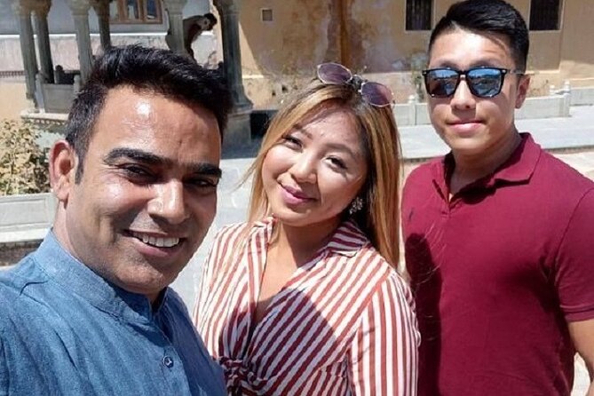 Private Jaipur Sightseeing Day Tour - Amber Fort: Hindu-Muslim red sandstone and 2 hours to wander