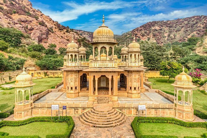 Private Jaipur Sightseeing Tour by Tuk-Tuk - Royal Gaitor Tumbas at the Nahargarh foothills: a calmer pause from the main crowd