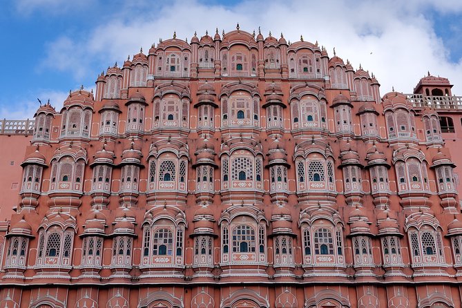 Private Jaipur Tour for Solo Female Traveler with Female Guide - The route: Amber Fort to Jantar Mantar in a single focused day