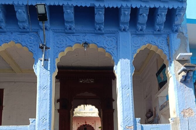Private Jodhpur Blue City Walking Tour with Guide - Toorji’s Step Well: Carved Stone and a Cooler Break