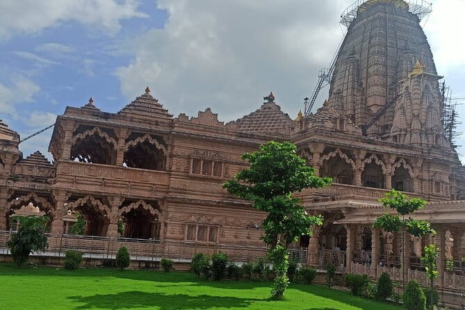 Private Jodhpur City Sightseeing Tour By Car with Tour Guide - Price and entry fees, the real value check