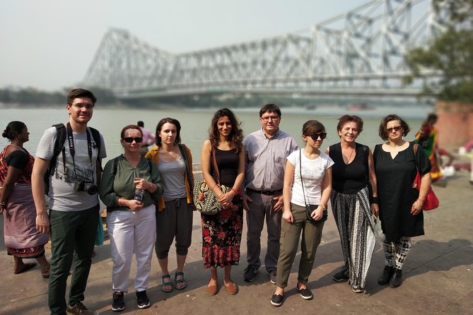 Private Kolkata Custom Tour 2 Days: Flower Market, Mother House - Victoria Memorial, the Maidan, and Eden Gardens, where Kolkata shows its scale