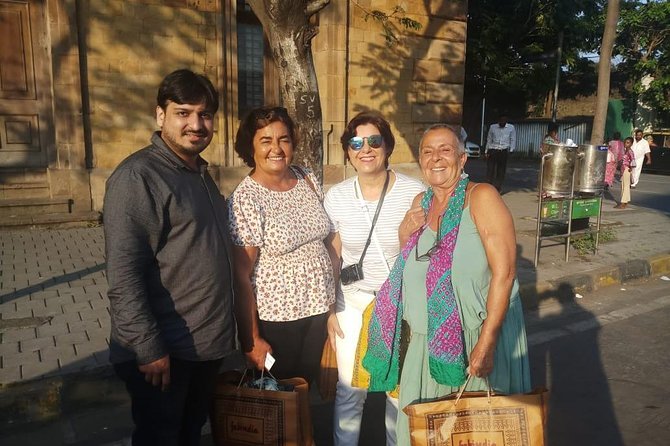 Private Mumbai Airport Pick-up - The car ride: air-conditioning, clean vehicle, and luggage help