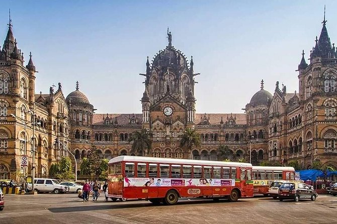 Private Mumbai City Tour and Bollywood Tours With Meal - Bollywood Studio Time Plus Mumbai Sights: What the Day Feels Like