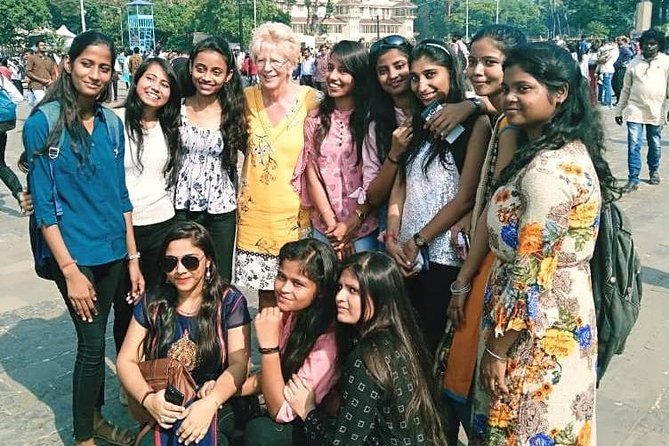 PRIVATE Mumbai Full Day Tour in Premium Car/Bus/Moped with GUIDE - How a private guide makes Mumbai click fast